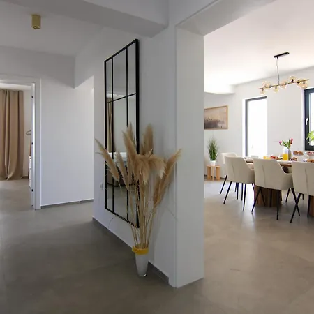 Casa Di Villa